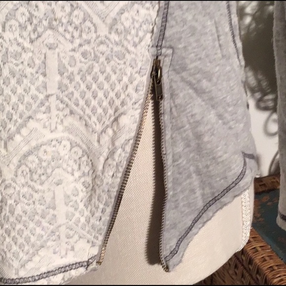 Jolt textured and distressed  sweatshirt gray S - Picture 5 of 6